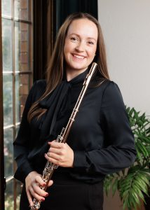 Image of flautist Rachel Christensen. Link takes you to her bio page.